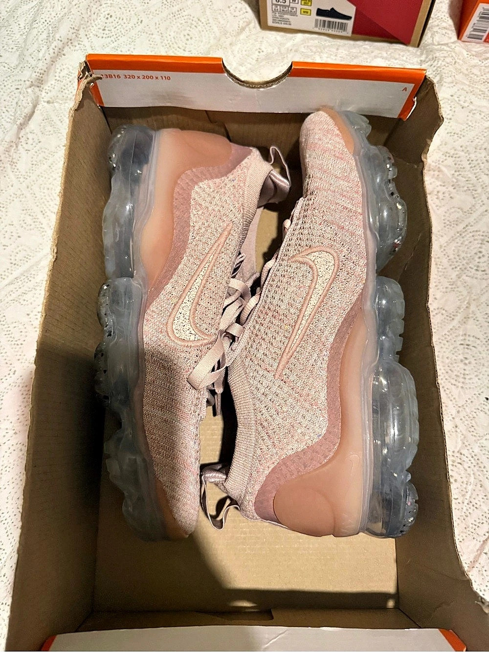 Nike Air VaporMax 2021 FK Women's Pink Sneakers US 9 Like New